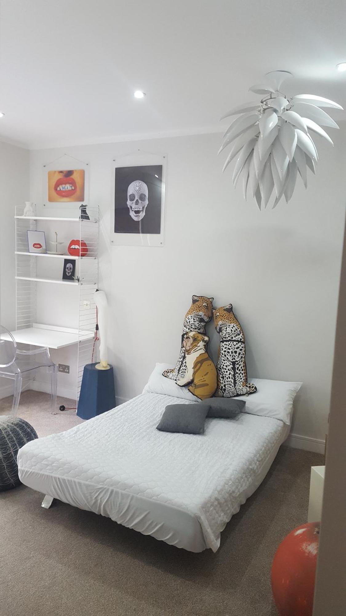 Family Home With Easy Commute To London! Croydon Buitenkant foto